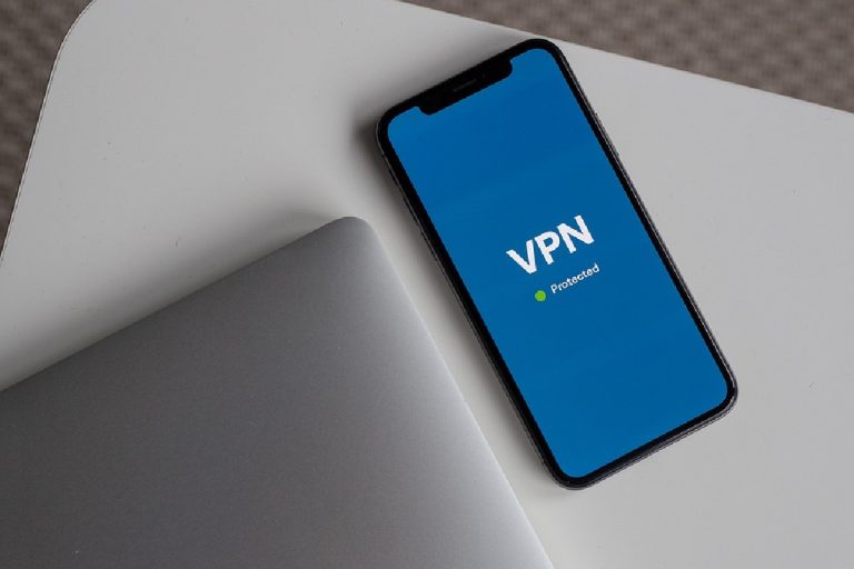 What Uses can you Give a VPN if you Carry it on Your Mobile