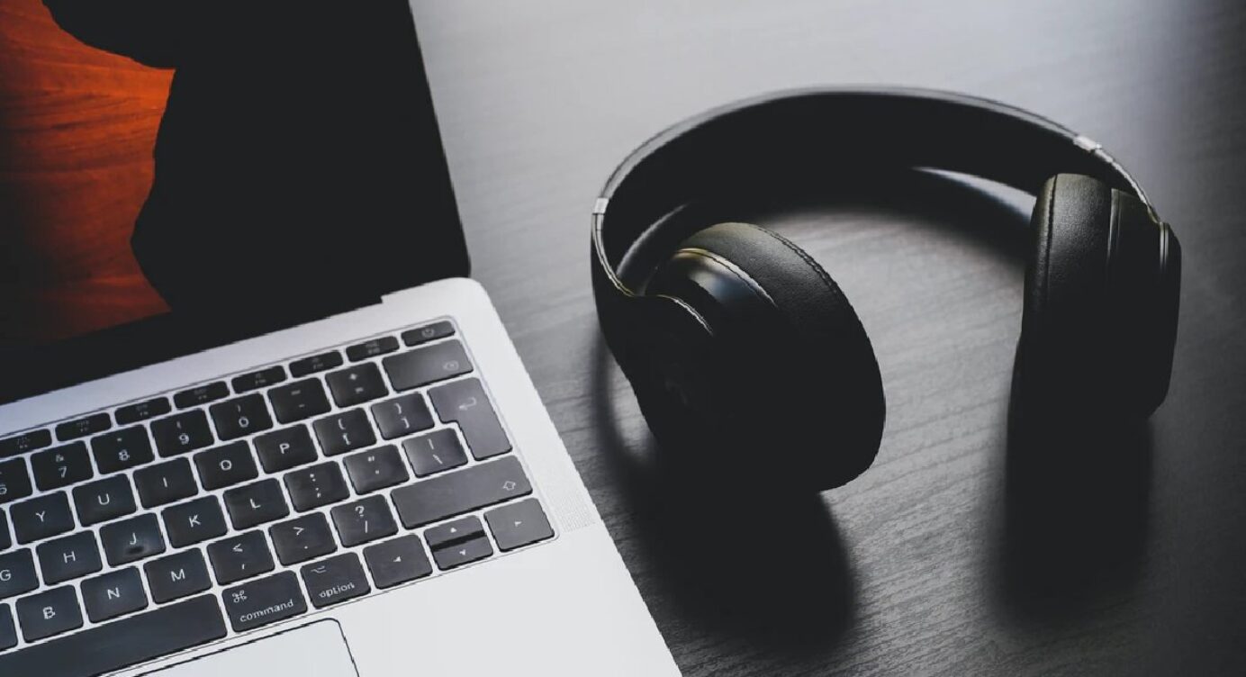 headphones for video calls