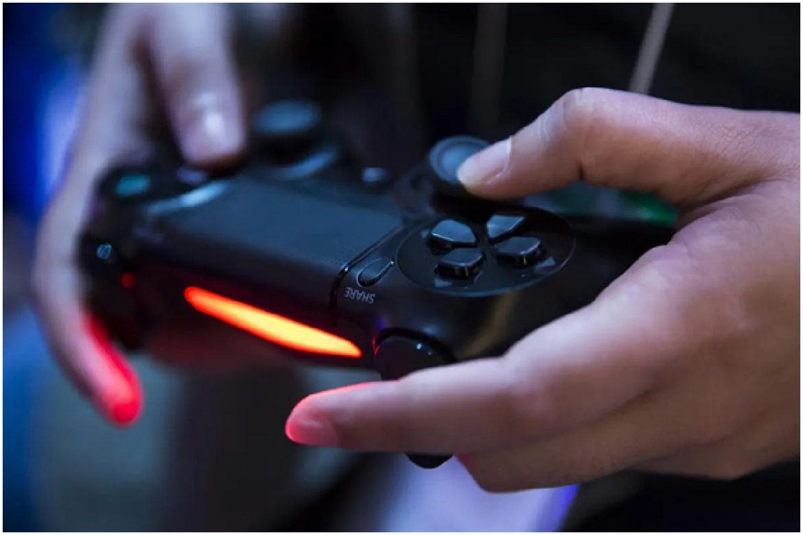 Here’s How I Make My Gaming Controllers Clean & Dirt Free Here's How I Make My Gaming Controllers Clean & Dirt Free