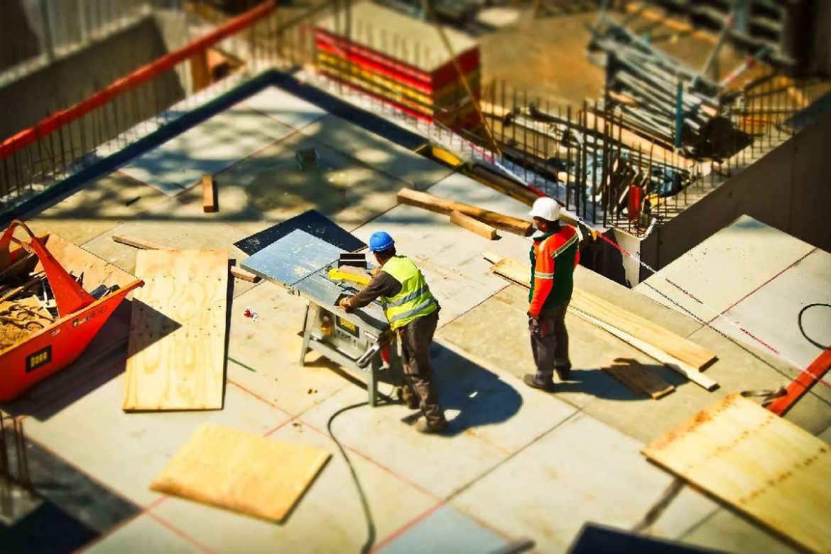 Why Do You need a Secure Time Clock App for Construction Business