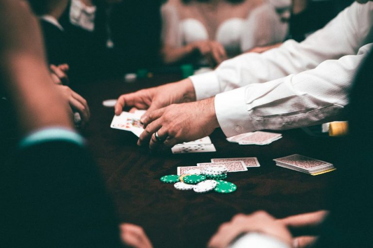 A Career in the Casino Industry and How to Build It