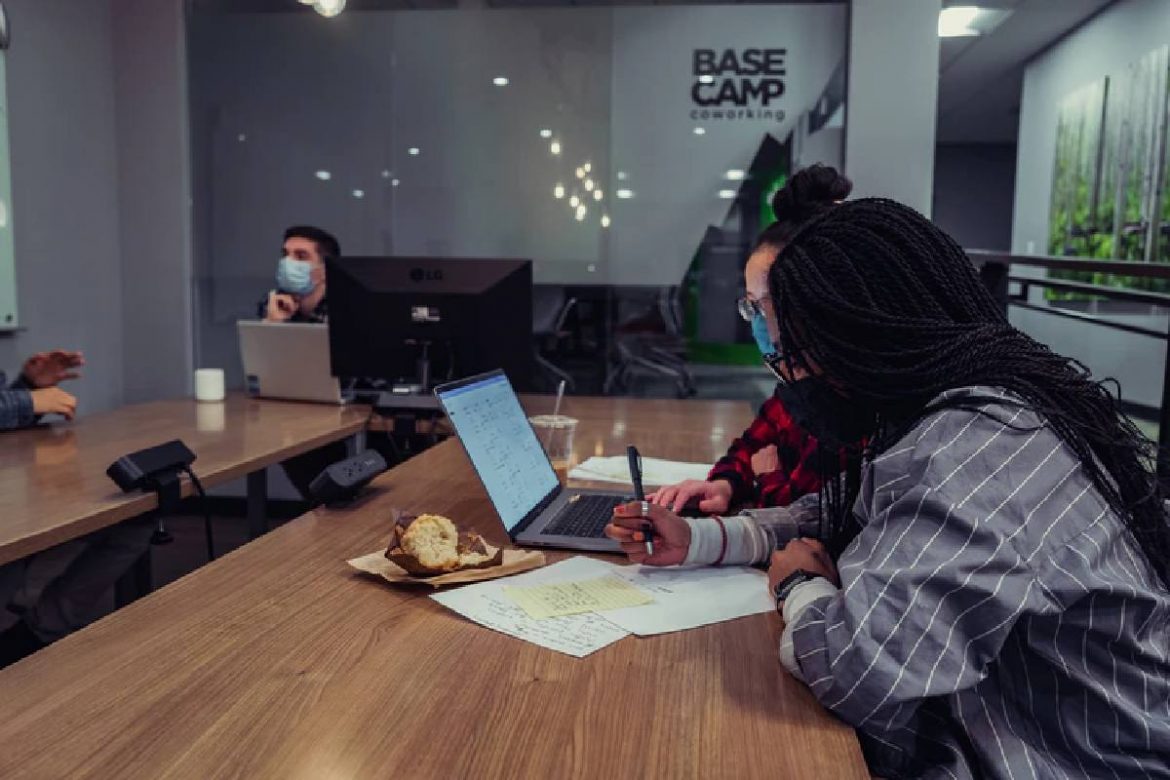 Basecamp12 premium alternatives