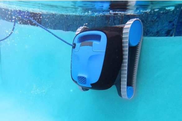 Why Dolphin Nautilus CC is the Best Robotic Pool Cleaner in 2023