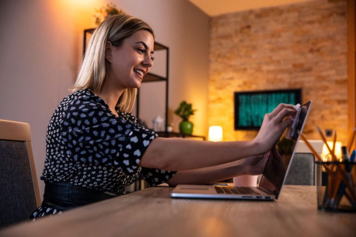 Tips to Take Care of Your Laptop Tips to Take Care of Your Laptop