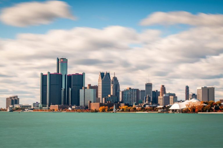 5 Stunning Structures in Detroit