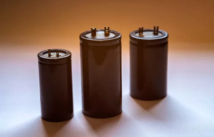 Types and Applications of Electrolytic Capacitors