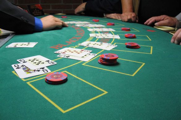 Flat Betting vs Progressive Betting in Blackjack: Which Works Better Long-Term?